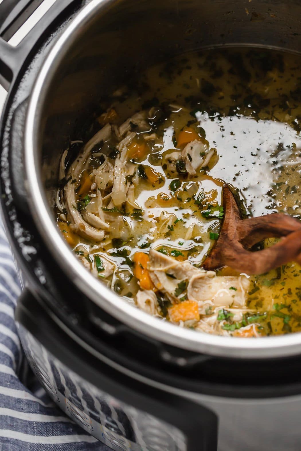 Meal Prep Easy White Chicken Chili (Slow Cooker Or Instant Pot)