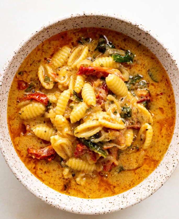 Image of pasta and sun dried tomato soup.